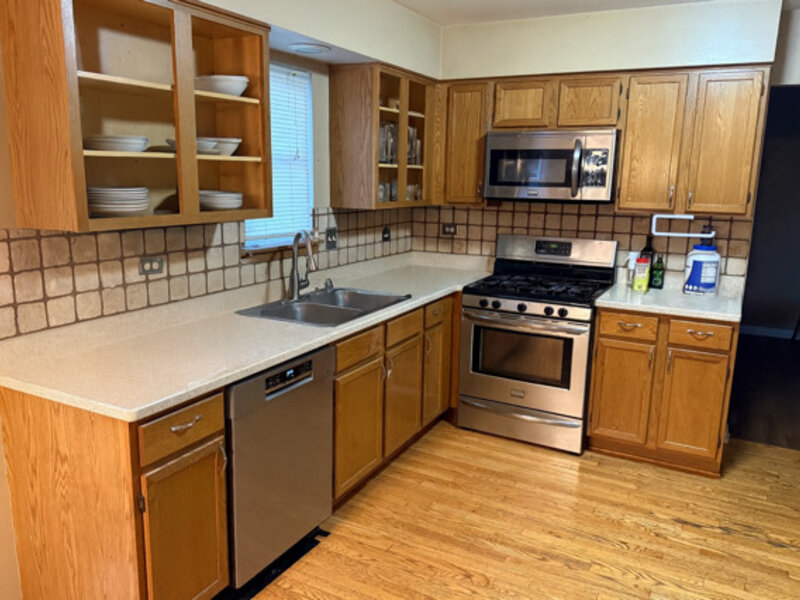 406 Juniper Drive North Aurora IL 60542
