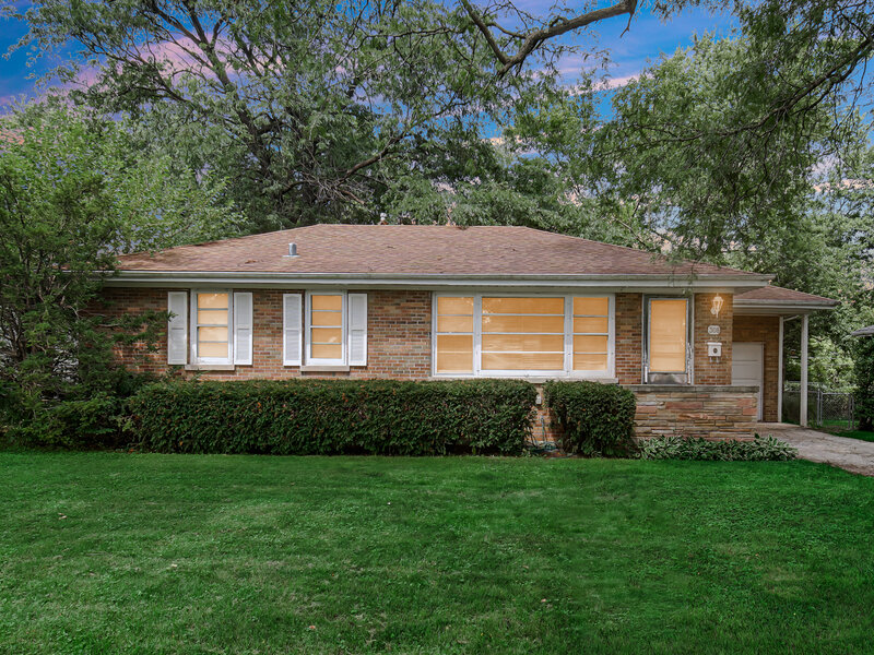 308 Maple Street Glen Ellyn IL 60137