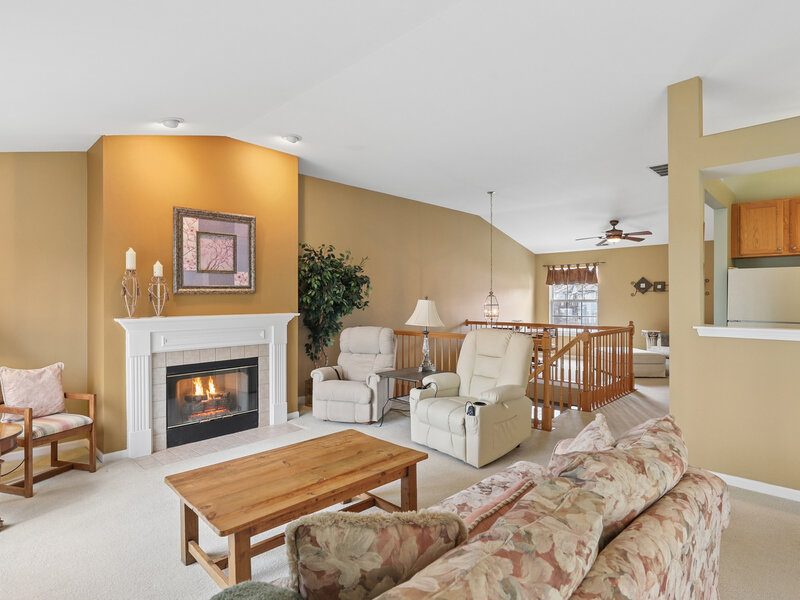 628 King Court East Dundee IL 60118