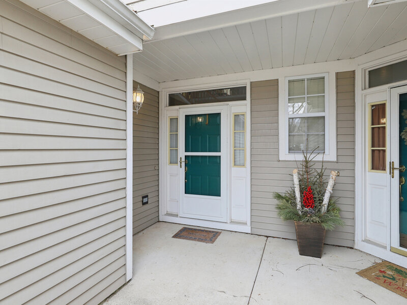 628 King Court East Dundee IL 60118