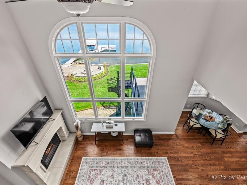15 Shoshoni Trail Lake Villa IL 60046