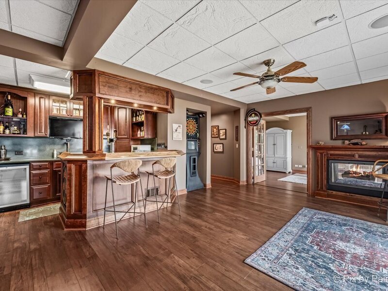 15 Shoshoni Trail Lake Villa IL 60046