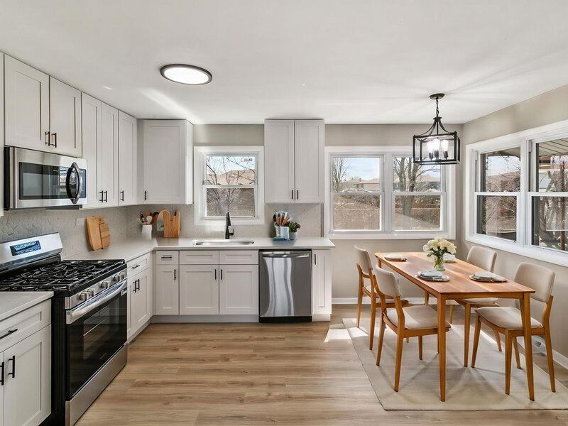 6151 Victoria Drive Oak Forest IL 60452