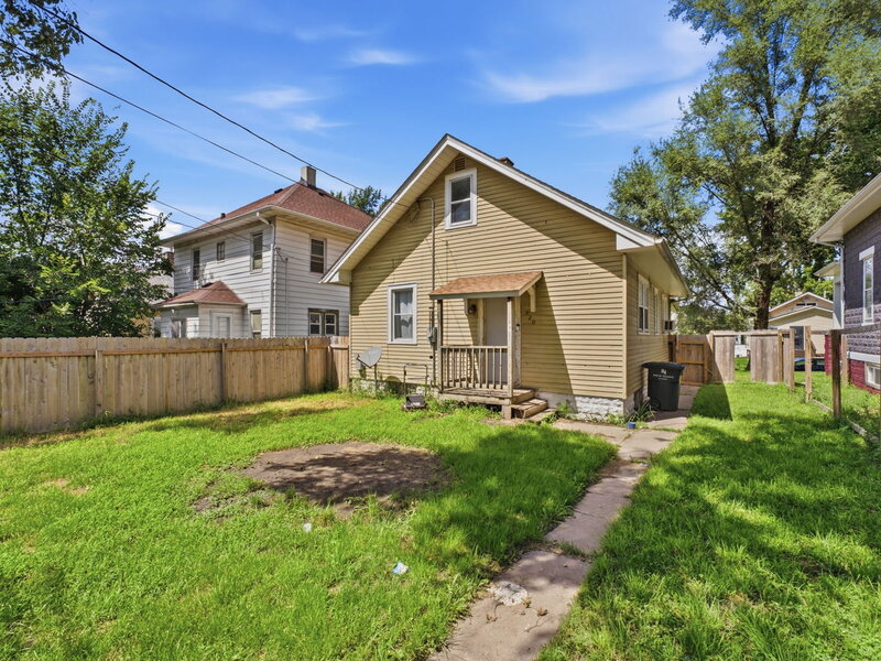 920 14th Avenue Rock Island IL 61201