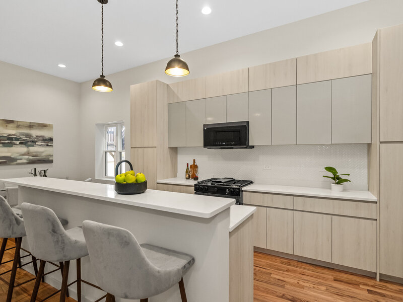 4316 S Michigan Avenue Chicago IL 60653