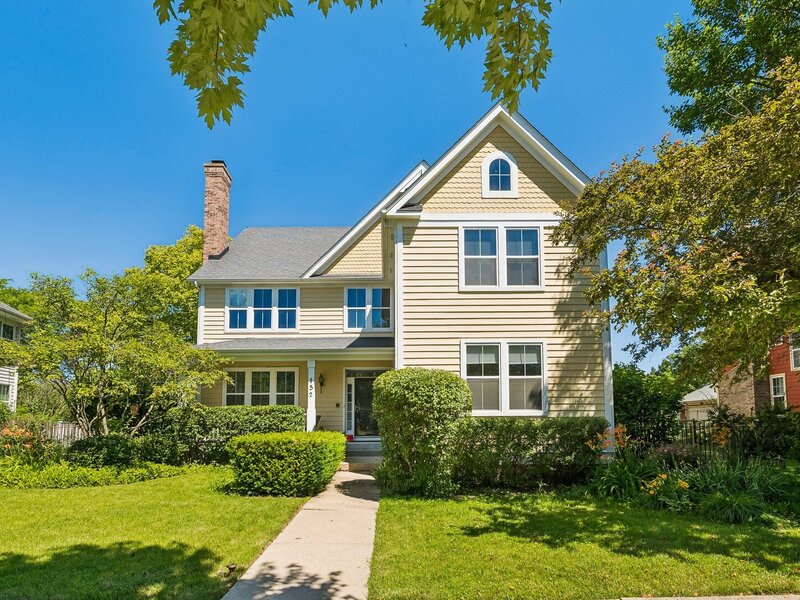 152 Ranney Avenue Vernon Hills IL 60061