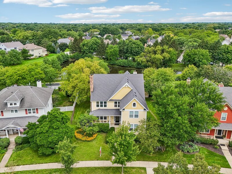 152 Ranney Avenue Vernon Hills IL 60061