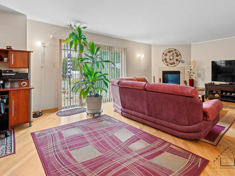 2141 W Cimarron Way Addison IL 60101