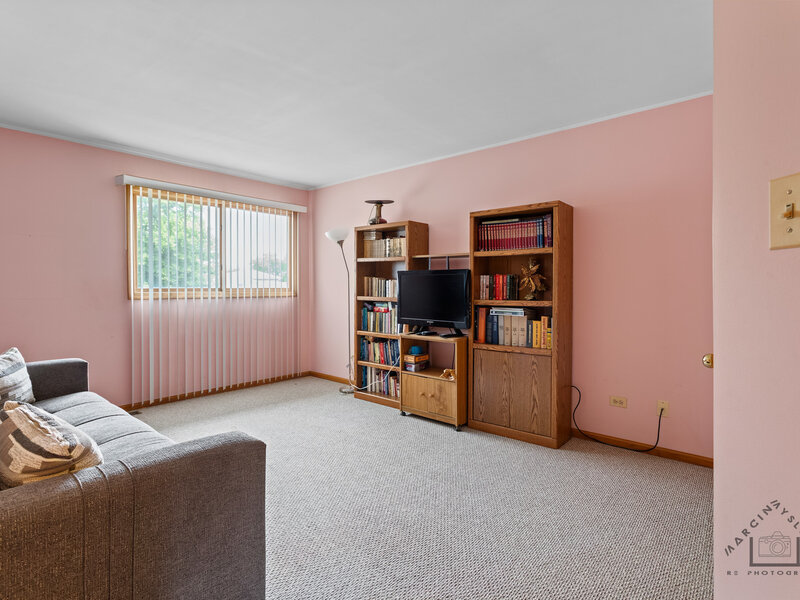 2141 W Cimarron Way Addison IL 60101