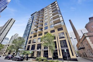 Photo of 101 W Superior Street Chicago IL 60654 Unit 1202