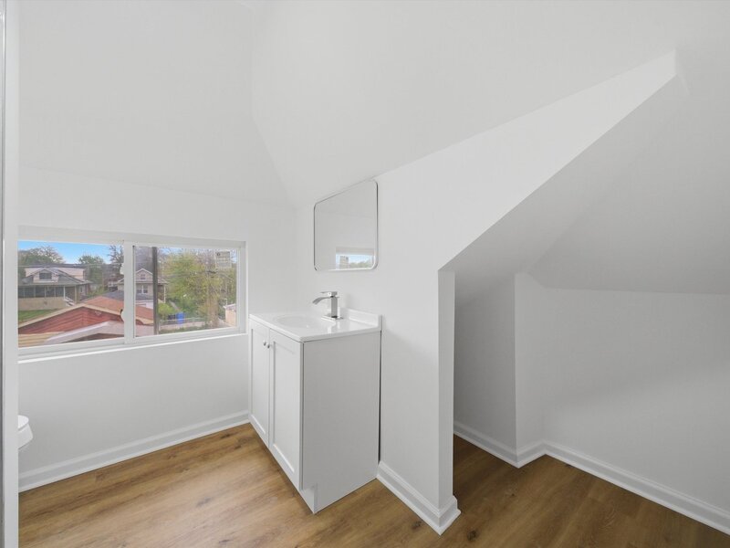 8533 S Rhodes Avenue Chicago IL 60619