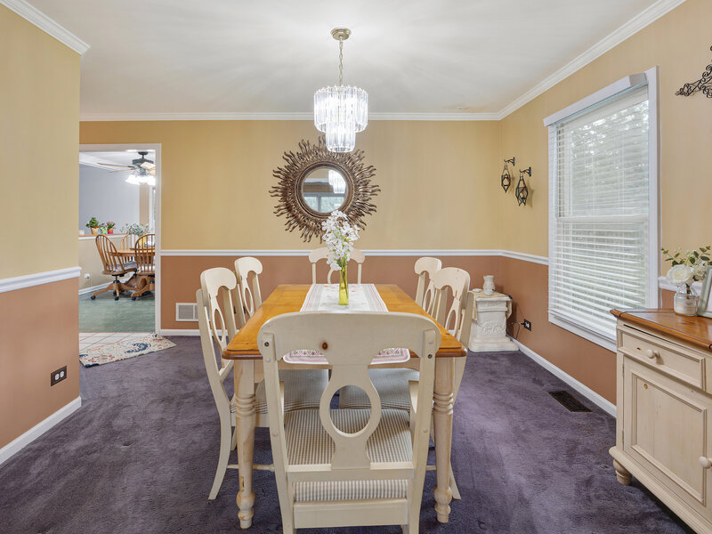 2877 Sarah Court Elgin IL 60124