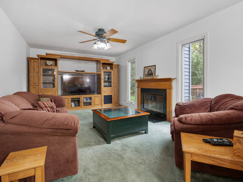 2877 Sarah Court Elgin IL 60124