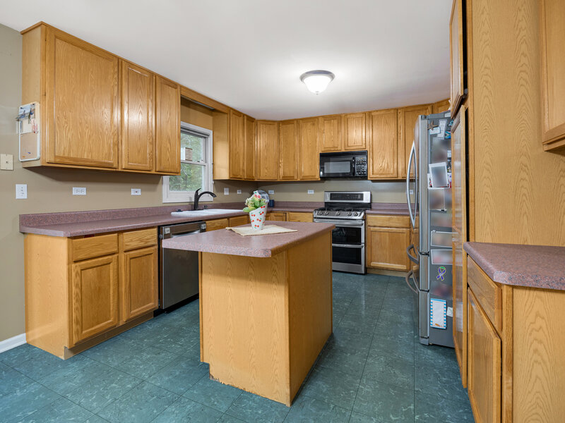 2877 Sarah Court Elgin IL 60124