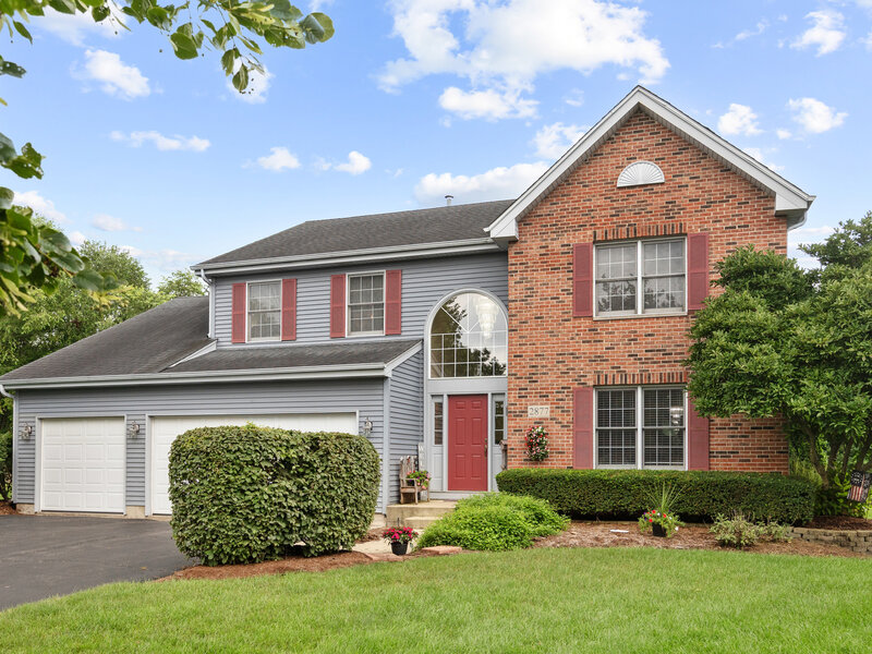 2877 Sarah Court Elgin IL 60124
