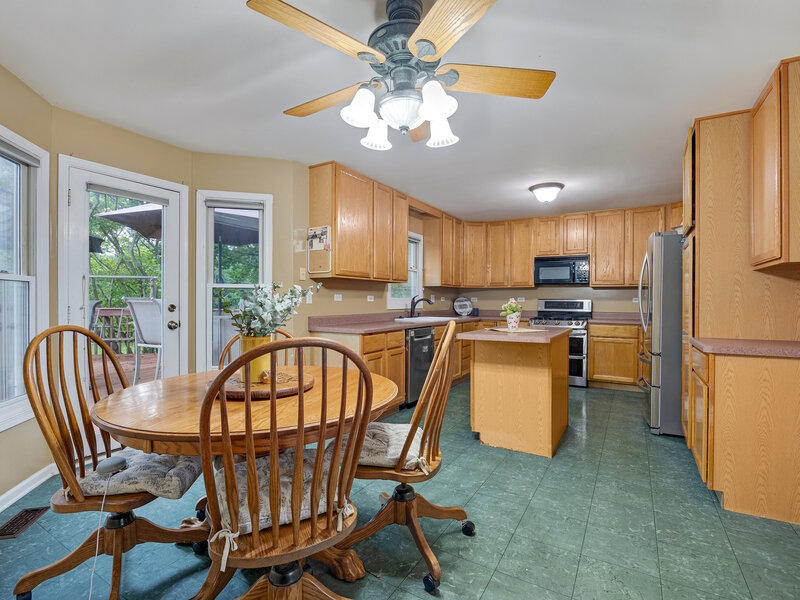 2877 Sarah Court Elgin IL 60124