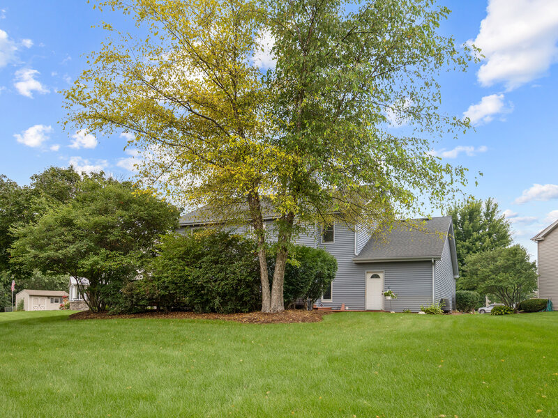 2877 Sarah Court Elgin IL 60124
