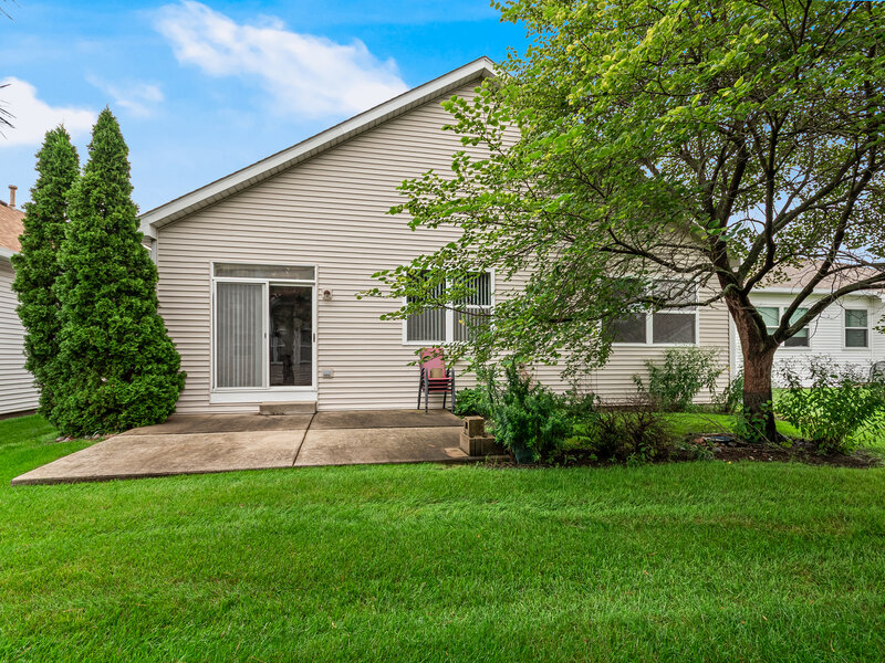 676 S Wellston Lane Romeoville IL 60446