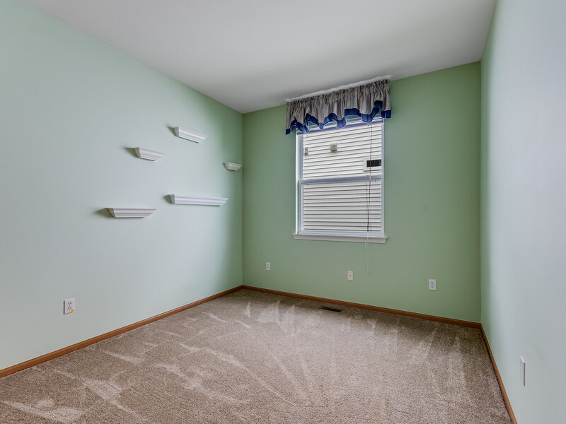 676 S Wellston Lane Romeoville IL 60446