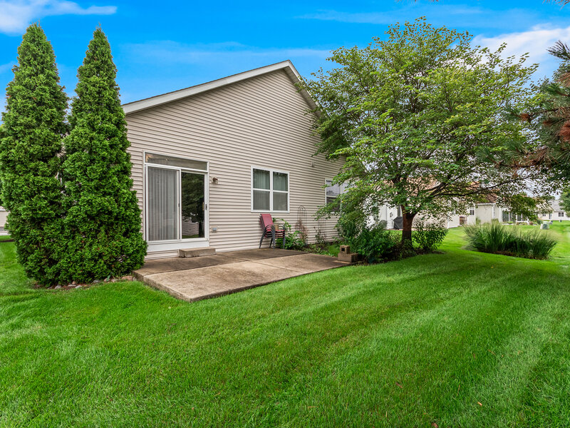 676 S Wellston Lane Romeoville IL 60446