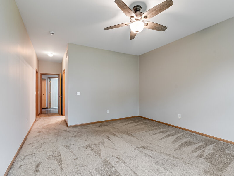 676 S Wellston Lane Romeoville IL 60446