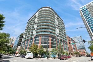 Photo of 340 W Superior Street Chicago IL 60654 Unit 1104