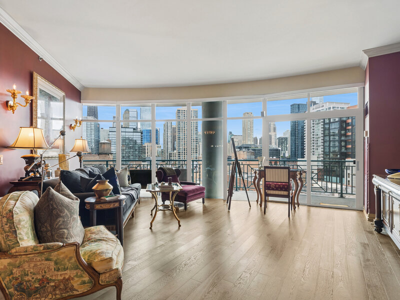 340 W Superior Street Chicago IL 60654
