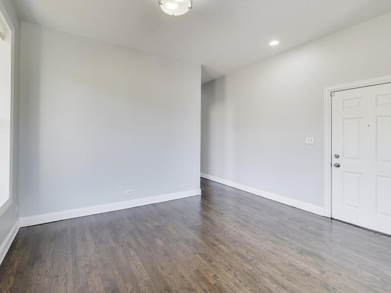 313 E 60th Street Chicago IL 60637