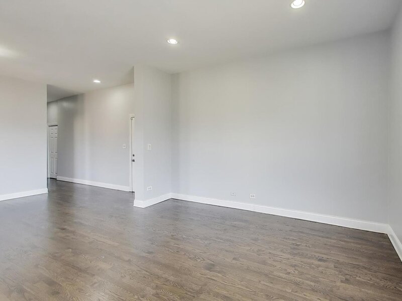 313 E 60th Street Chicago IL 60637