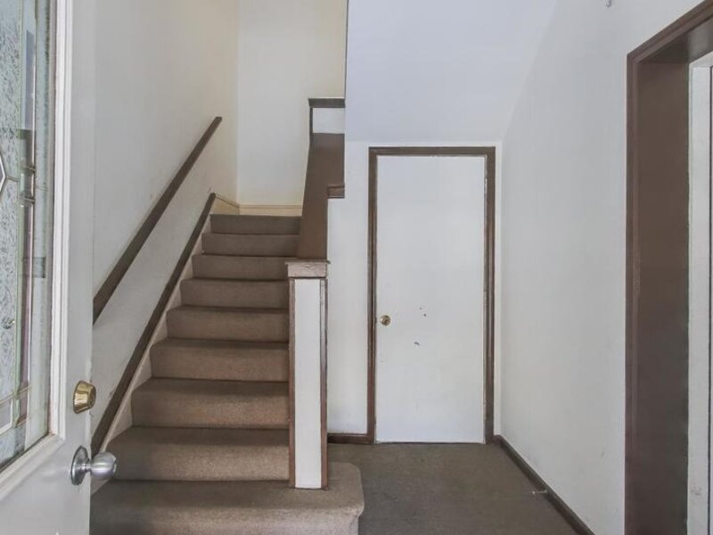313 E 60th Street Chicago IL 60637