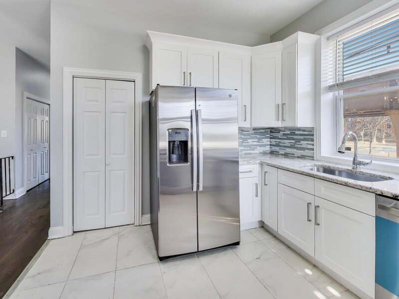 313 E 60th Street Chicago IL 60637