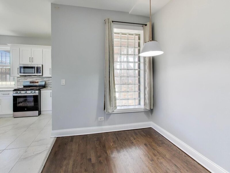 313 E 60th Street Chicago IL 60637