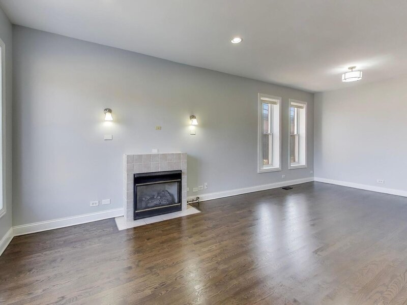 313 E 60th Street Chicago IL 60637