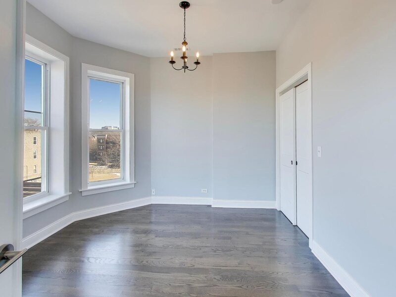 313 E 60th Street Chicago IL 60637