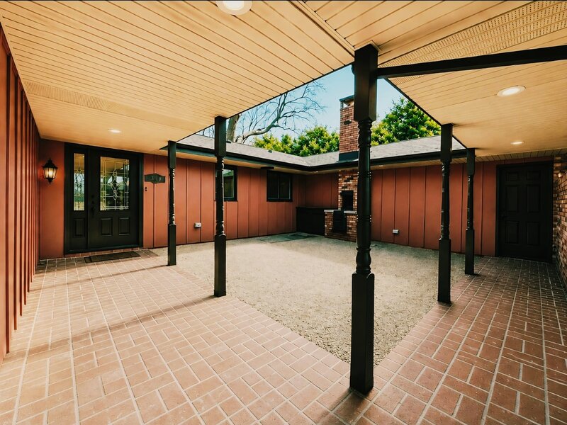 210 S Small Avenue Kankakee IL 60901