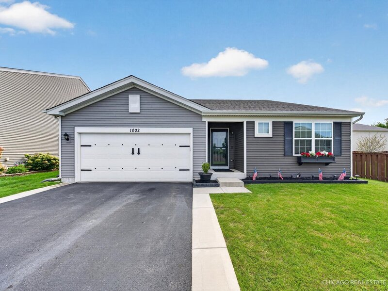 1002 Chestnut Drive Pingree Grove IL 60140