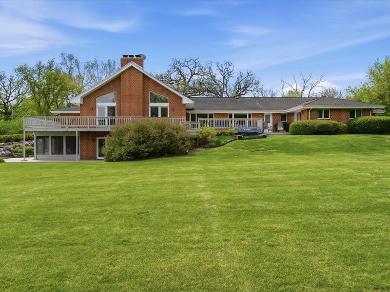 520 W Merri Oaks Road Barrington Hills IL 60010