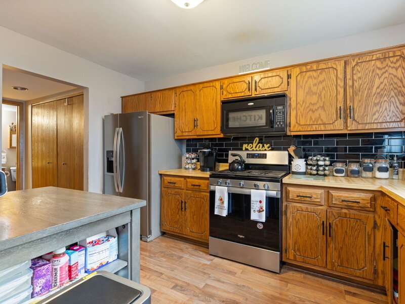 17 Fernwood Drive Bolingbrook IL 60440