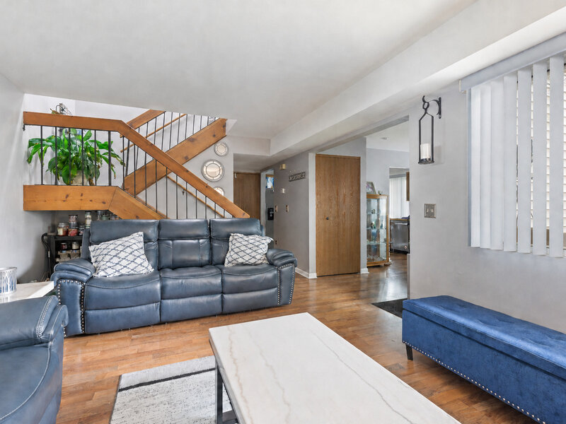 17 Fernwood Drive Bolingbrook IL 60440