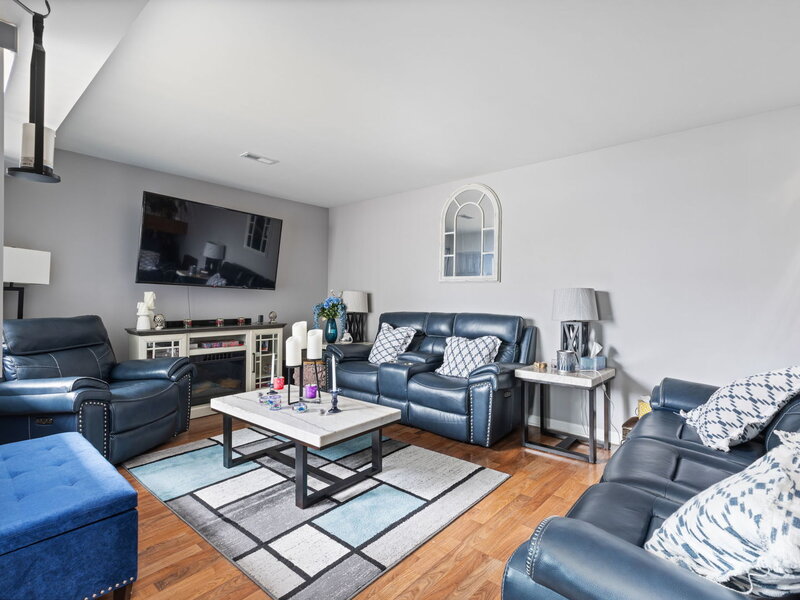 17 Fernwood Drive Bolingbrook IL 60440