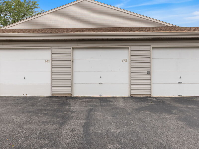 17 Fernwood Drive Bolingbrook IL 60440