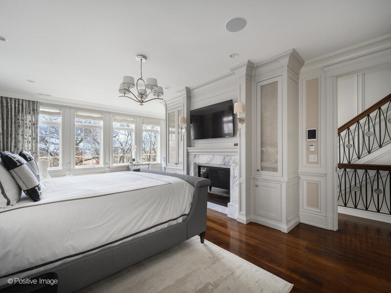 3026 N Lake Shore Drive Chicago IL 60657