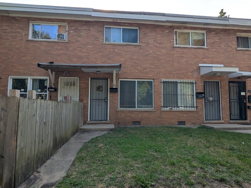 7122 S Parnell Avenue Chicago IL 60621