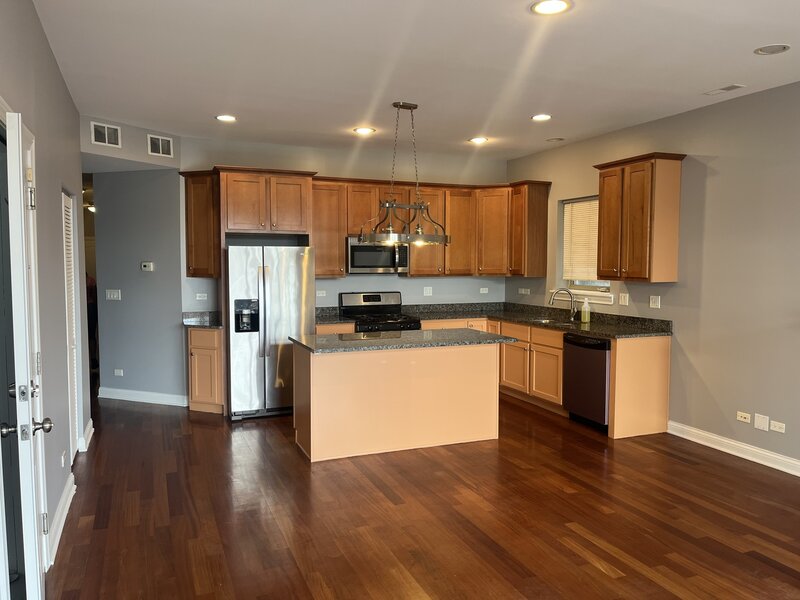 2853 N Pulaski Road Chicago IL 60641