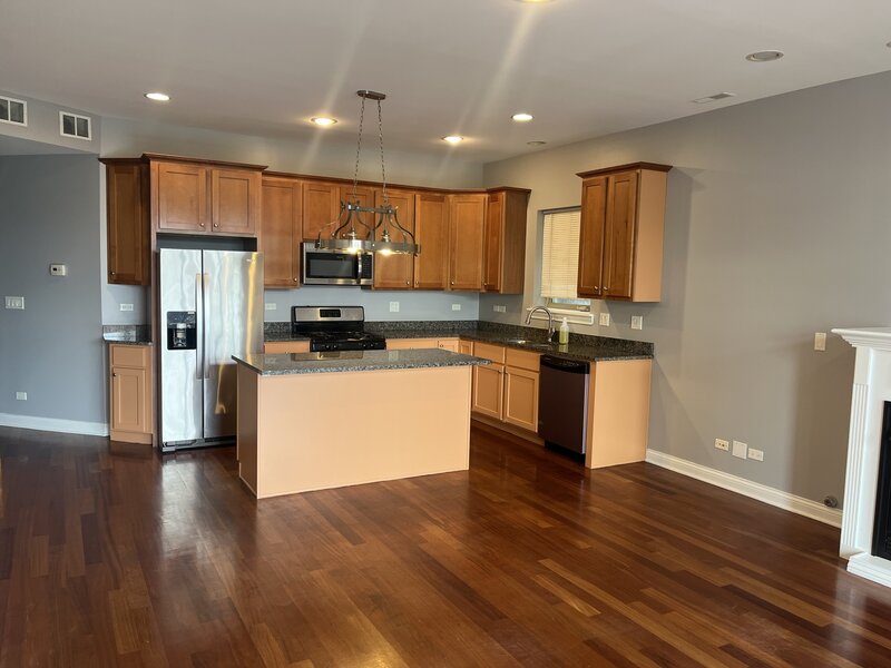 2853 N Pulaski Road Chicago IL 60641