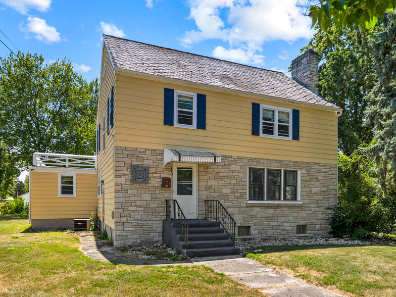 410 E Main Street Genoa IL 60135
