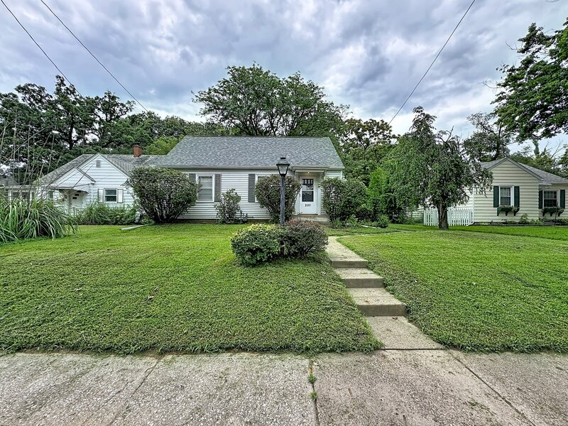 2117 23rd Avenue Rock Island IL 61201