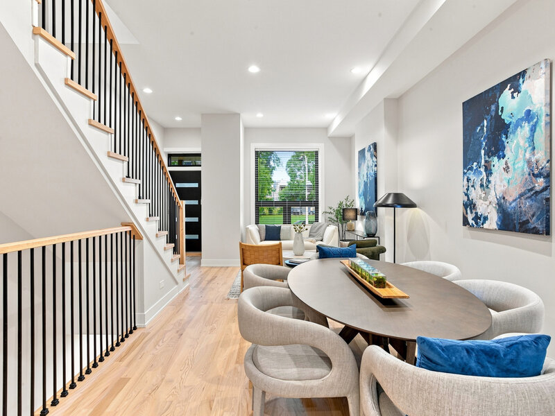 435 E 46th Place Chicago IL 60653