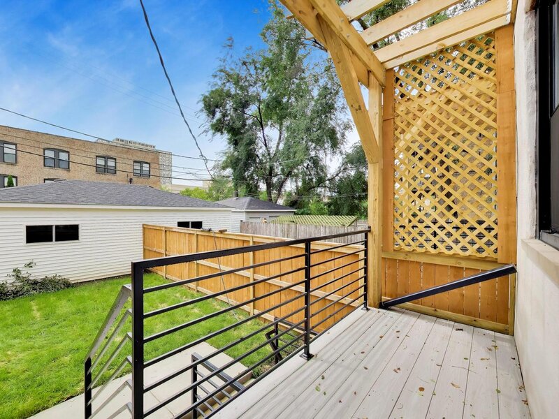 435 E 46th Place Chicago IL 60653