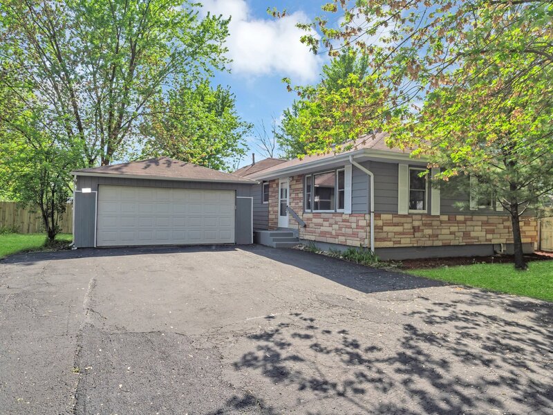 117 Arthur Avenue South Elgin IL 60177